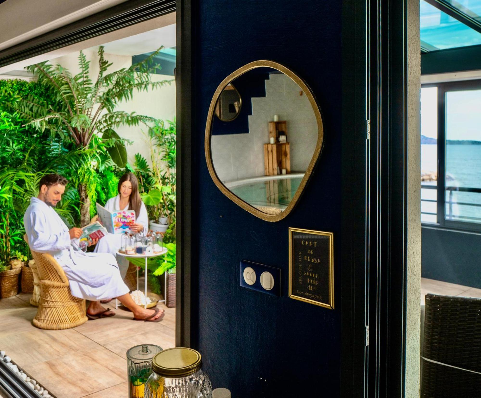 Blue Summer Vibes Apartment For 4P, Ac, Balcony, Parking, Beach At 50M, Spa Access -4 拉西约塔 外观 照片
